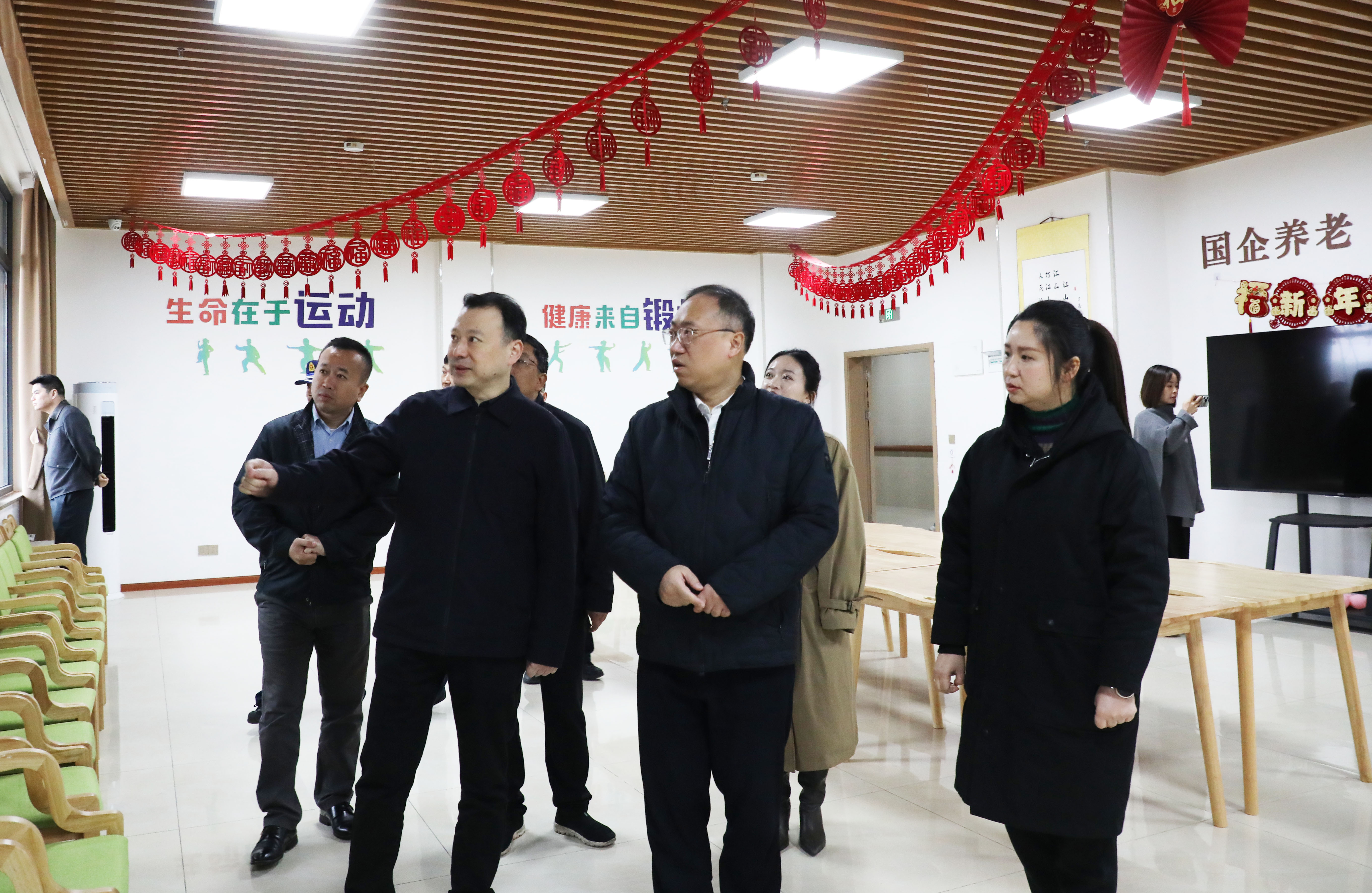 瀘州市委常委、江陽區(qū)委書記郭宏川率隊調(diào)研江陽區(qū)失能照護中心安全管理工作